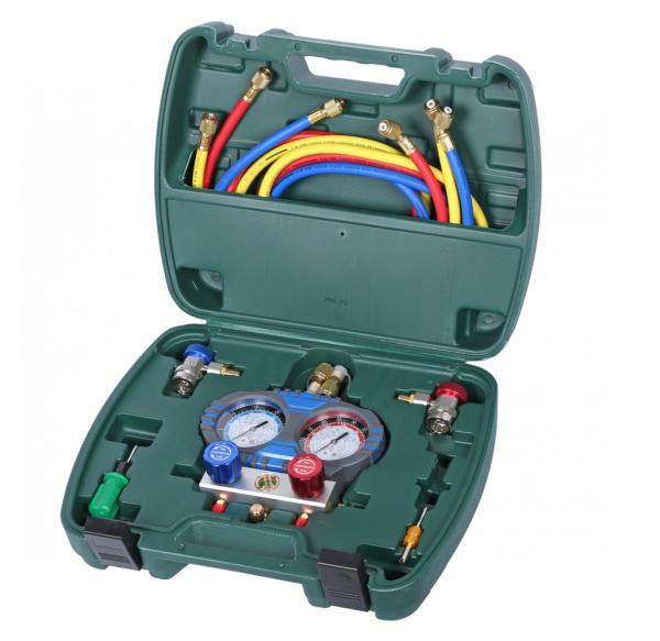 Коллектор манометрический со шлангами и муфтами в кейсе NFG32K