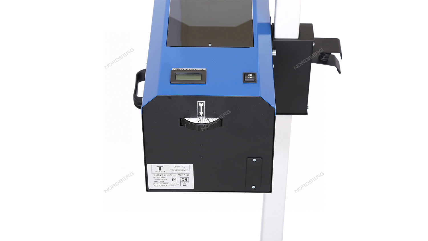 Устройство для проверки и регулировки света фар NTF2